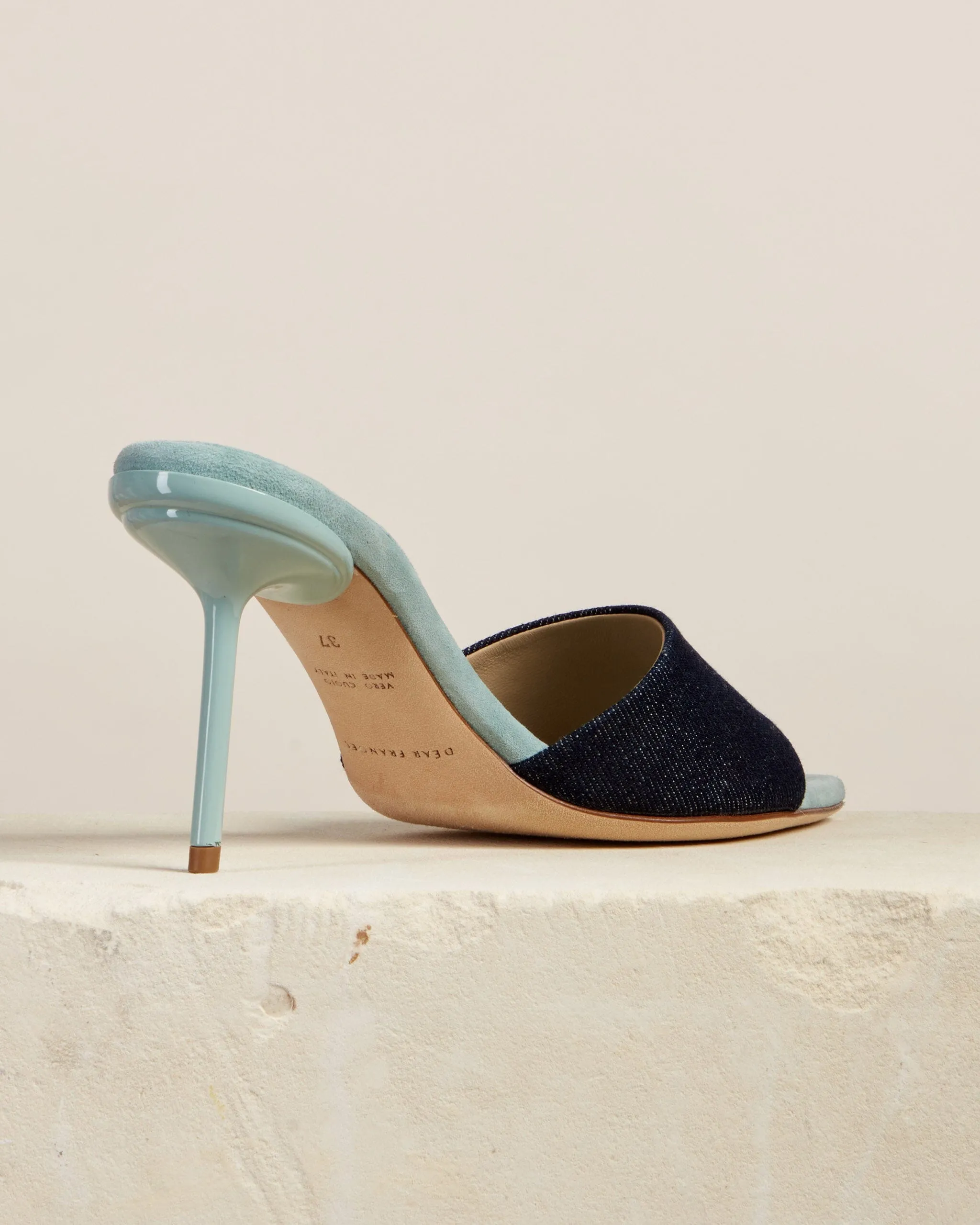 Lilo Sandal, Denim