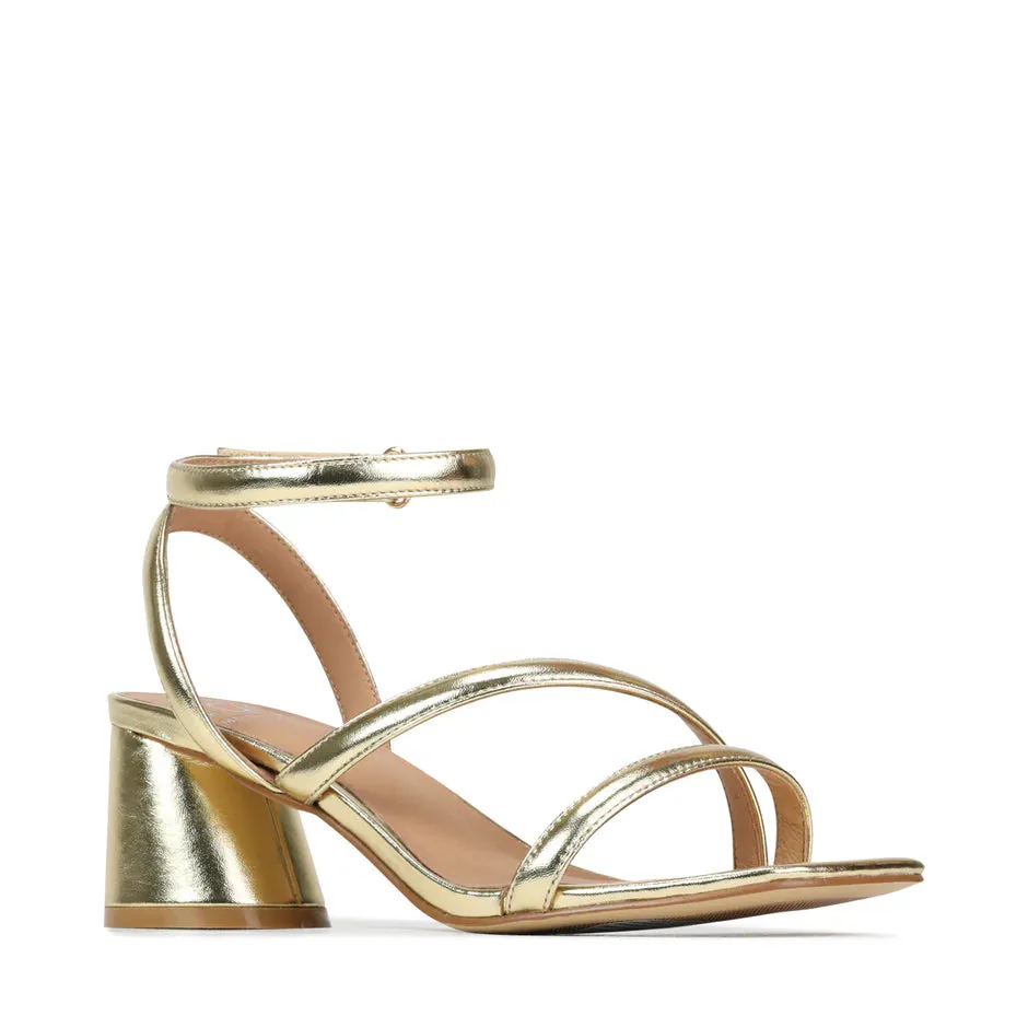 Petricia Sandal in Champagne