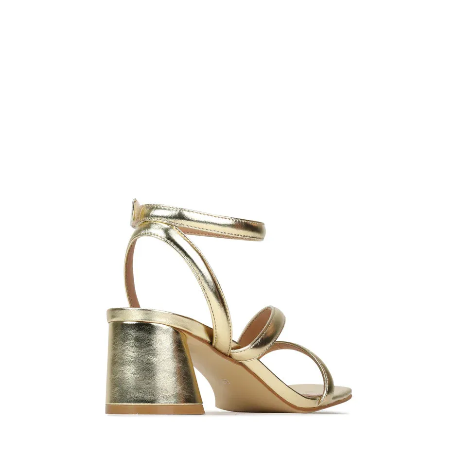 Petricia Sandal in Champagne