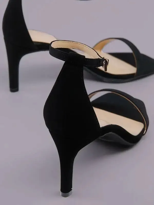 Timeless Strappy Kitten Heel