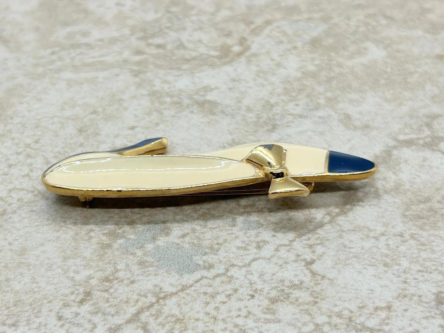 Trifari Cream and Dark Blue Spectator Shoe Brooch