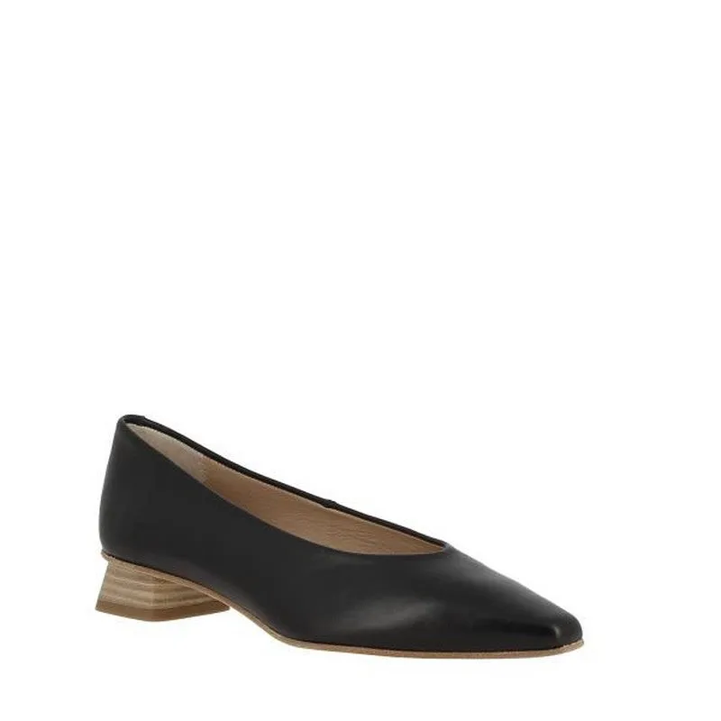 Unisa Gevelyn Black Pump