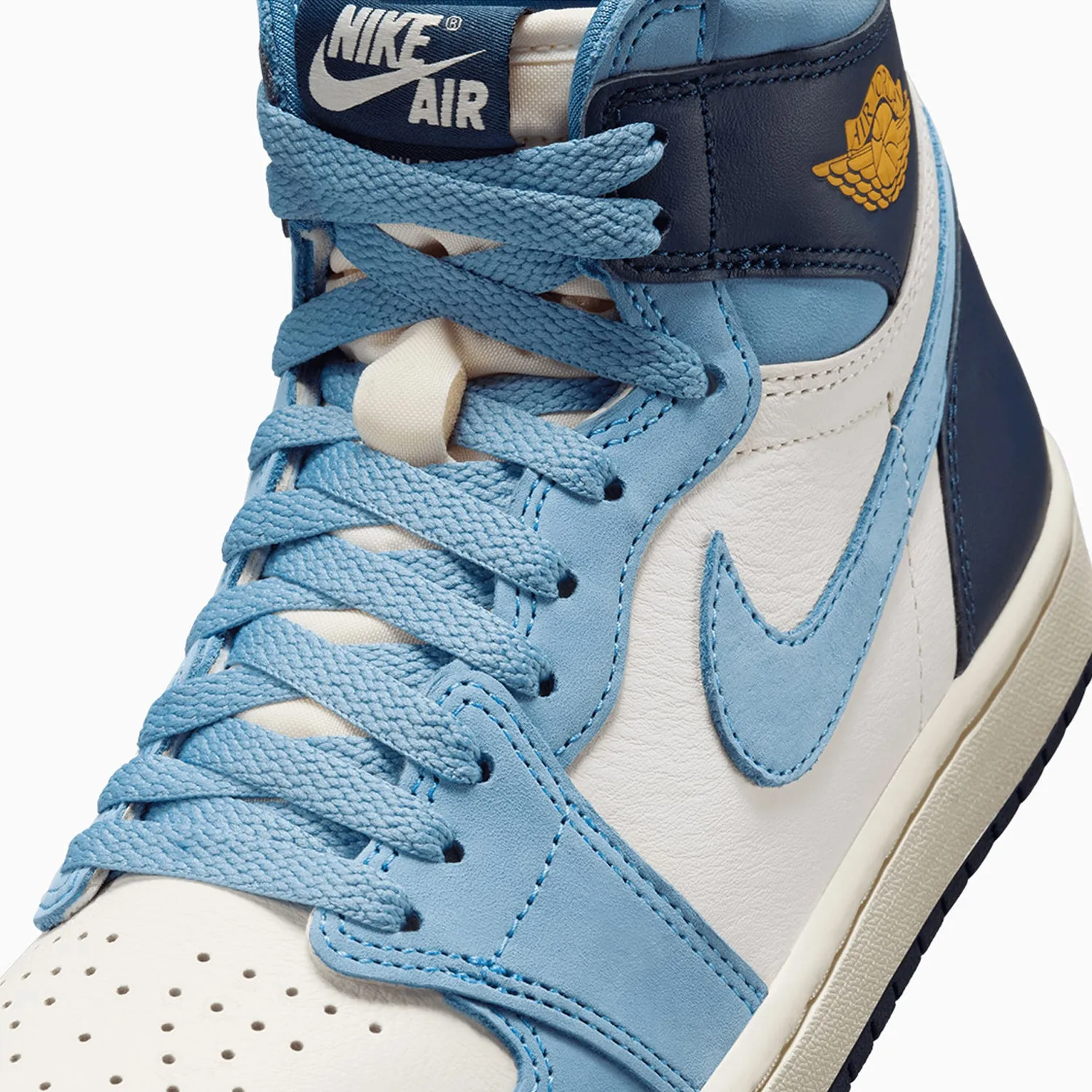 Women's Air Jordan 1 Retro High OG "First in Flight"